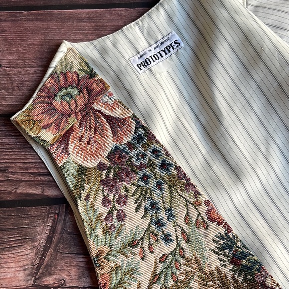 VINTAGE | Prototypes floral tapestry waistcoat - Picture 5 of 9